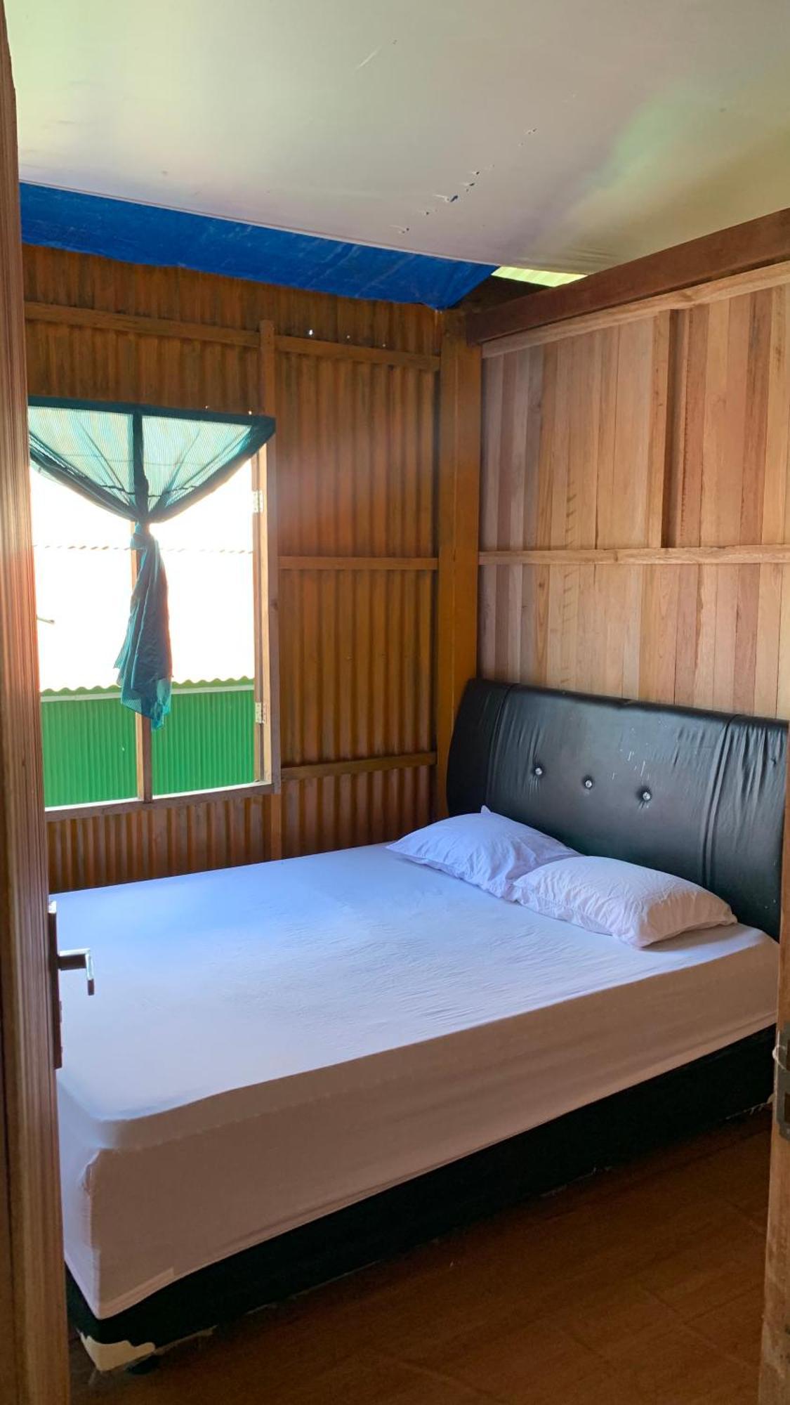 Nasrul House Homestay For Backpackers Maros Exterior foto